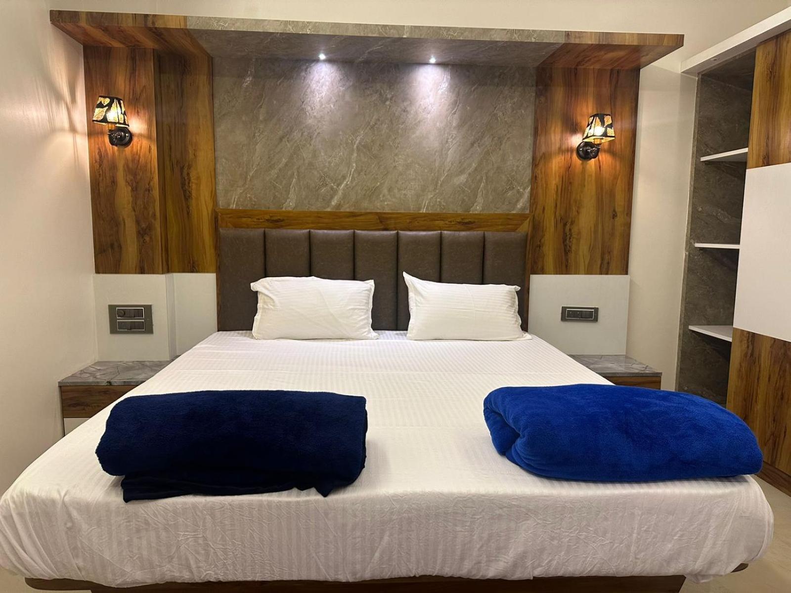Yatri Nivas Sagara Hotel Exterior photo
